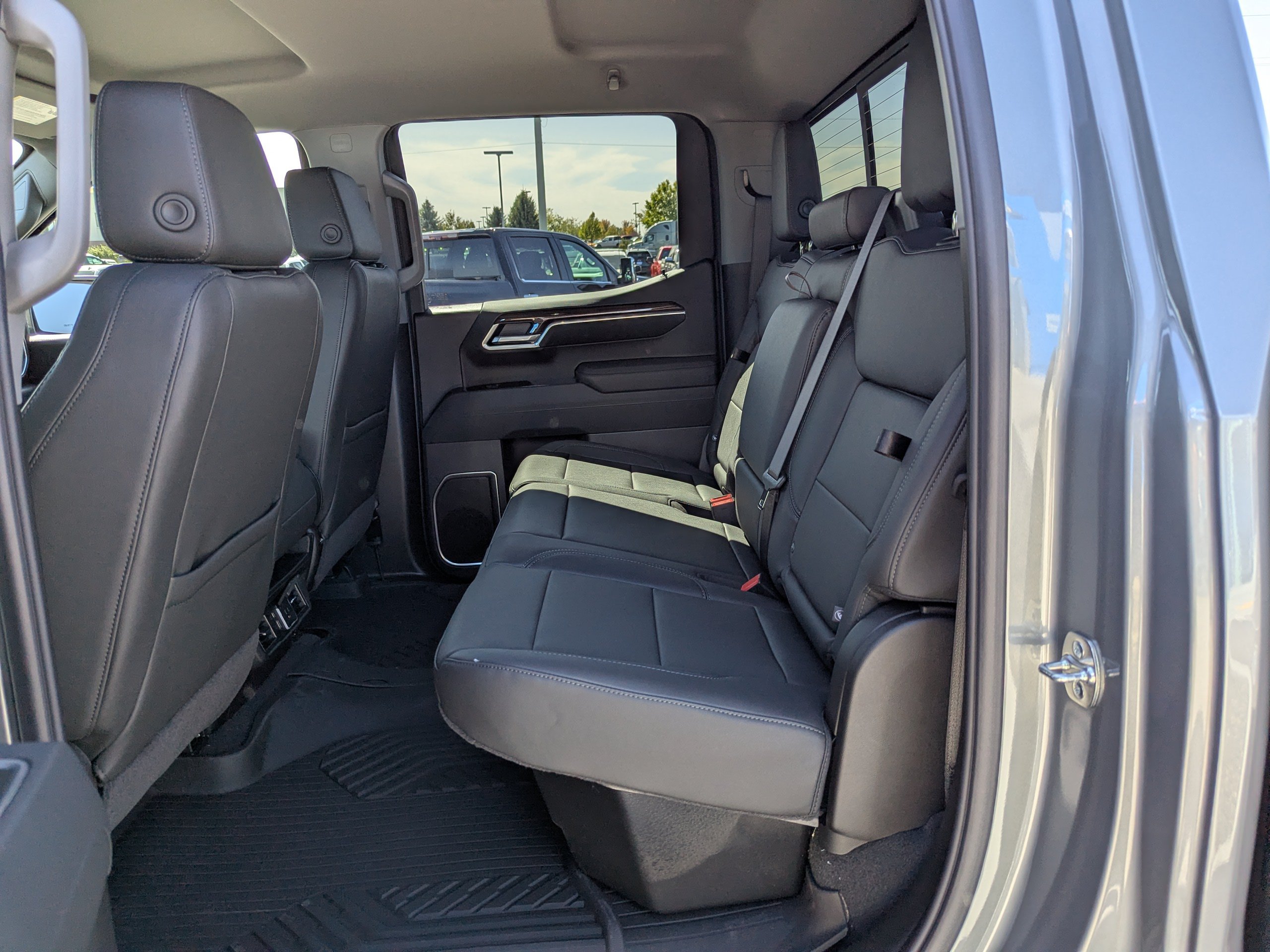 2026 Chevrolet Silverado 1500 LT - Photo 31