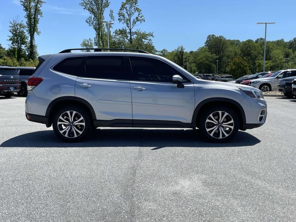 Used 2020 Ice Silver Metallic Subaru Limited image 30