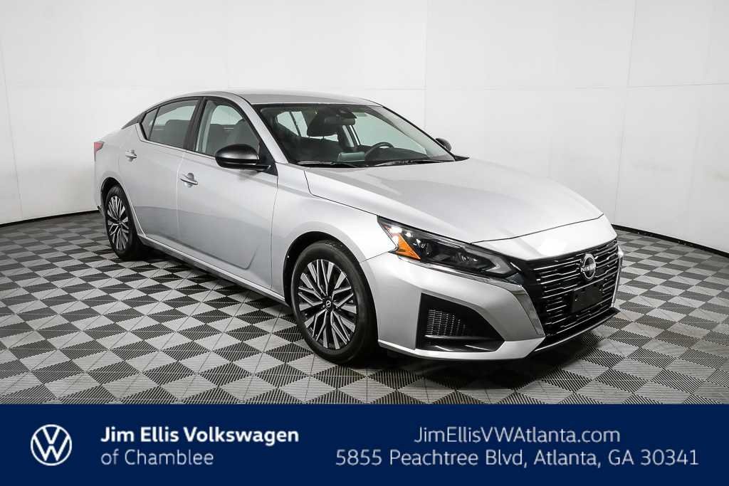 2024 Nissan Altima SV