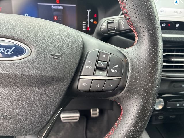 Used 2024 Gray Ford ST-Line image 25