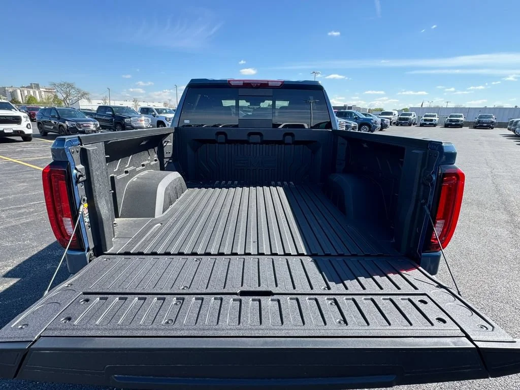 New 2026 DOWNPOUR METALLIC GMC Denali Ultimate image 8
