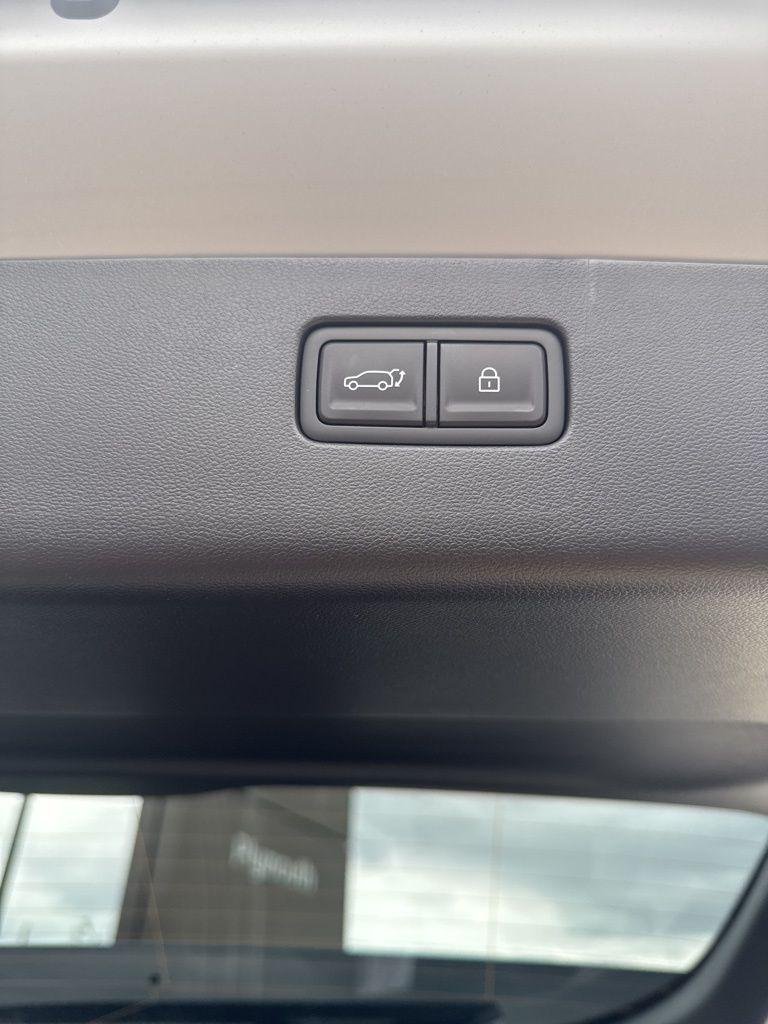 2026 Hyundai IONIQ 9 SE - Photo 40