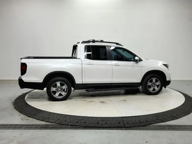 Used 2024  Honda RTL image 9