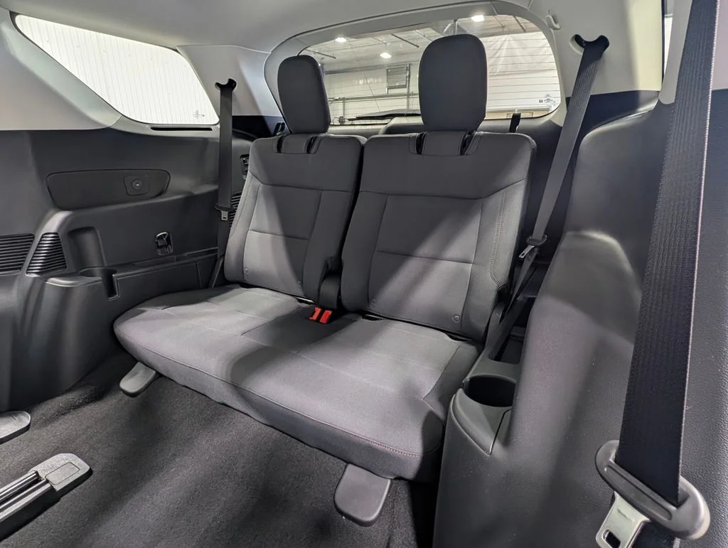 New 2026 Space White Metallic Ford Active image 15