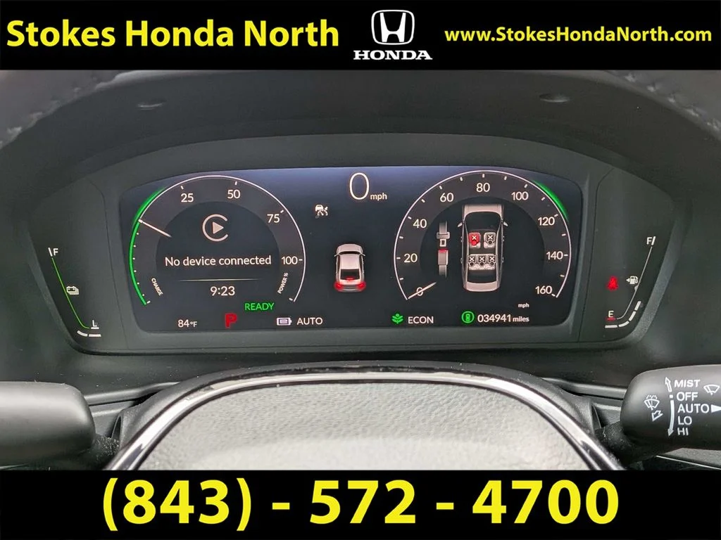 Used 2023 White Honda Touring image 5