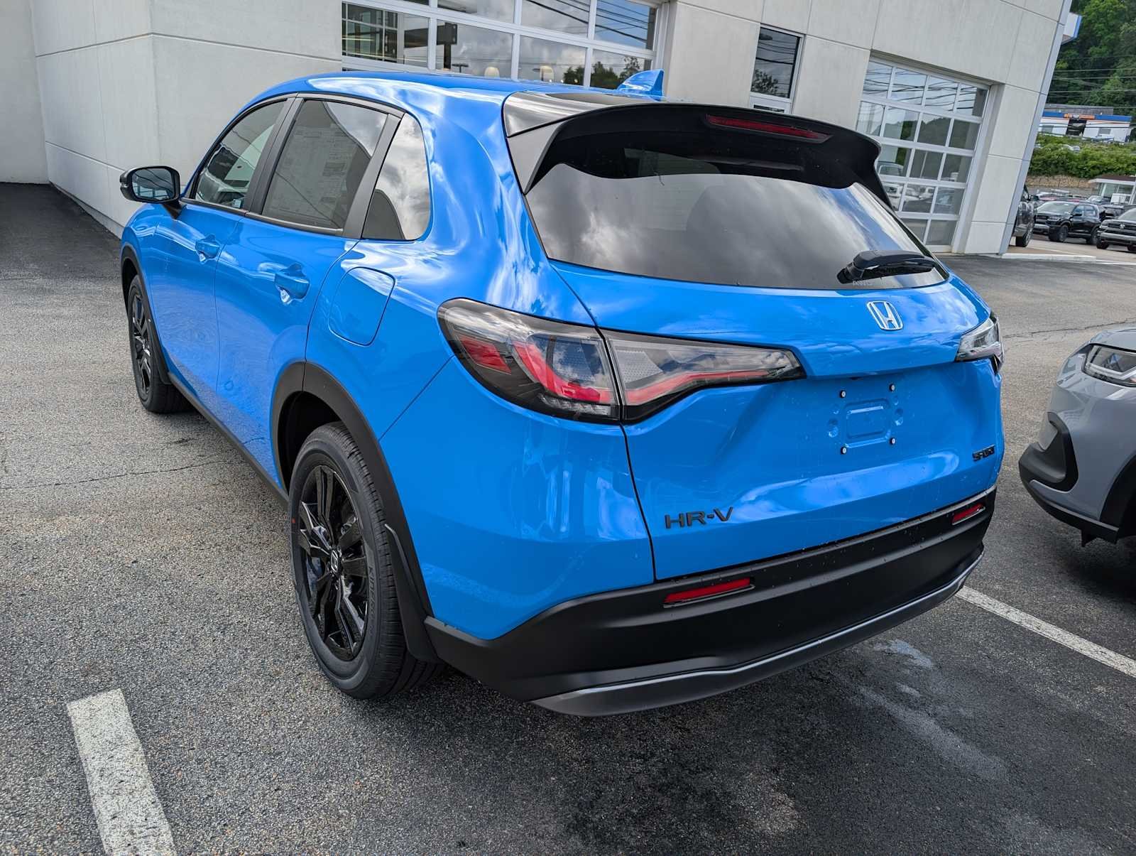 New 2027 Boost Blue Pearl Honda Sport image 9