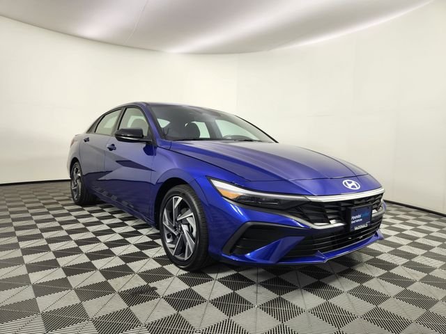 2025 Hyundai Elantra Blue - Photo 7