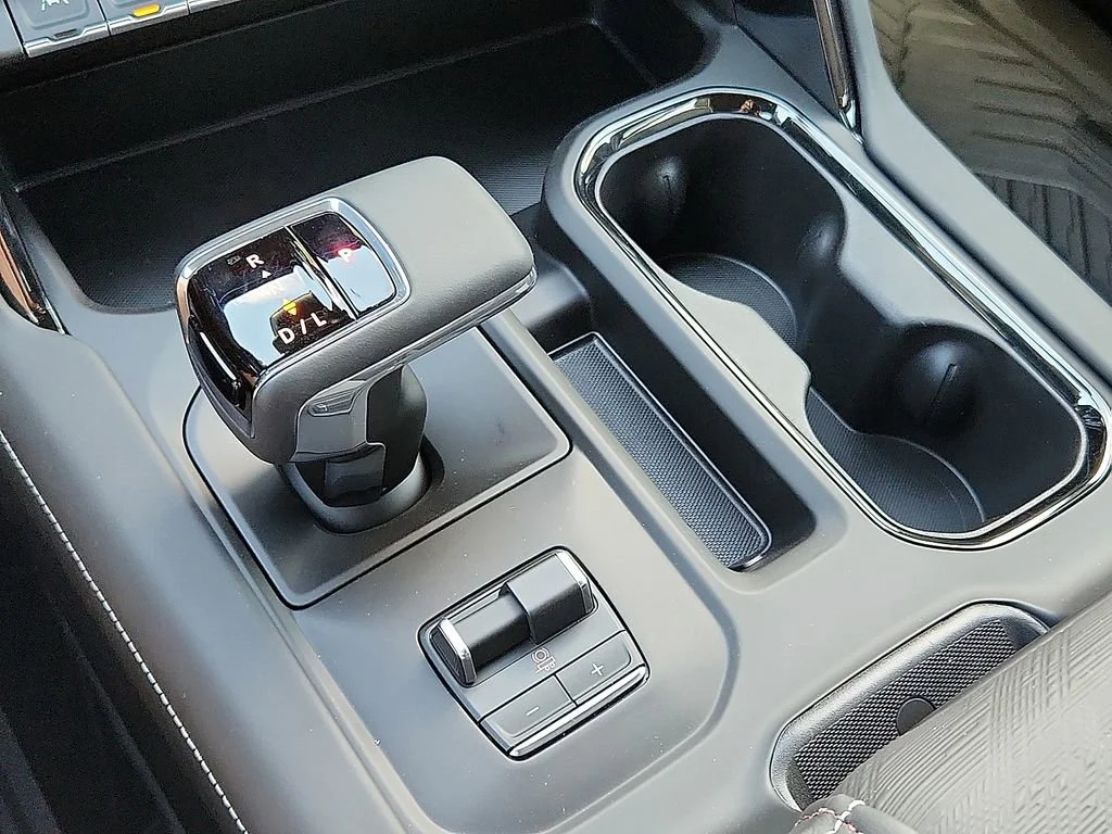 2026 GMC Sierra 1500 AT4X - Photo 25