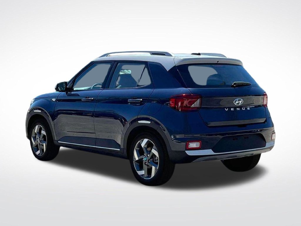 2025 Hyundai Venue Limited - Photo 24