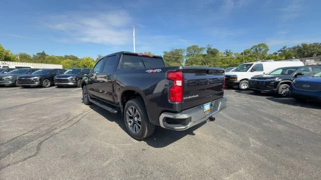 Used 2023 DARK ASH METALLIC Chevrolet LT image 7
