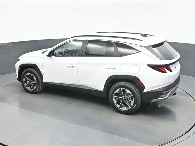 New 2026 White Hyundai SEL image 11