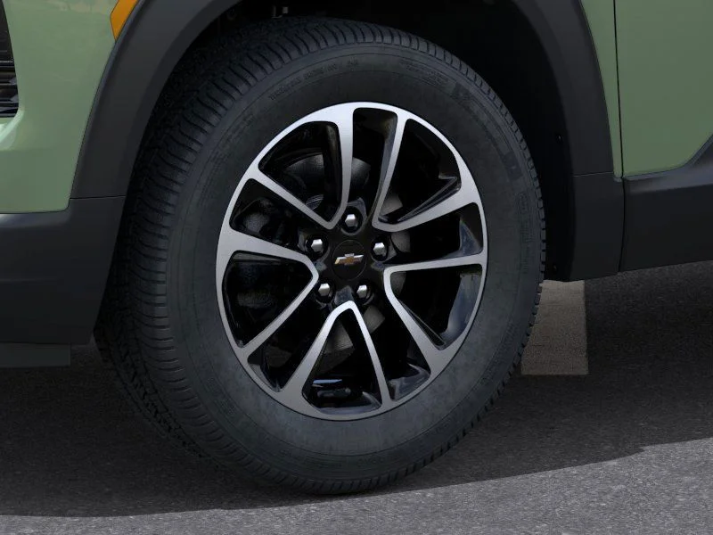 New 2026 Green Chevrolet LT image 9