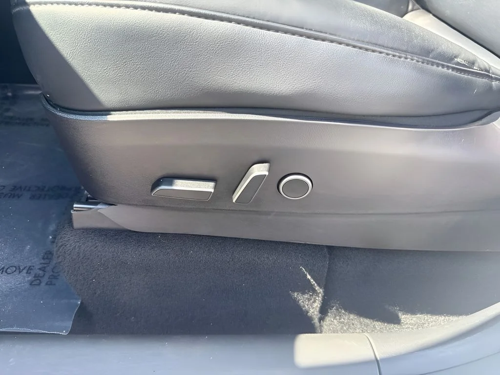 Used 2022 White Tesla Long Range image 10