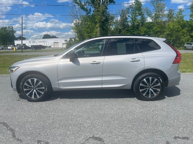 Used 2024 Silver Volvo Core Dark Theme image 5