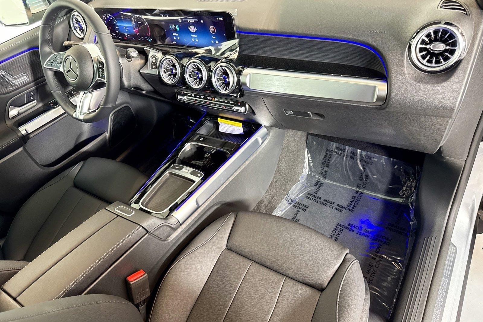 New 2026 Cirrus Silver Metallic Mercedes-Benz GLB 250 image 27