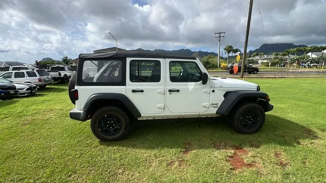 Used 2019 White Jeep Unlimited Sport image 6