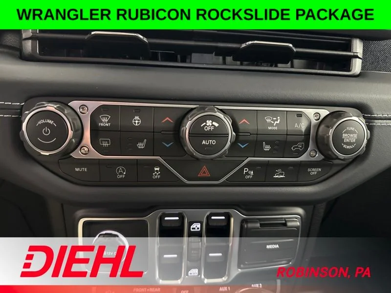 New 2026 Bright White Clearcoat Jeep Rubicon image 28