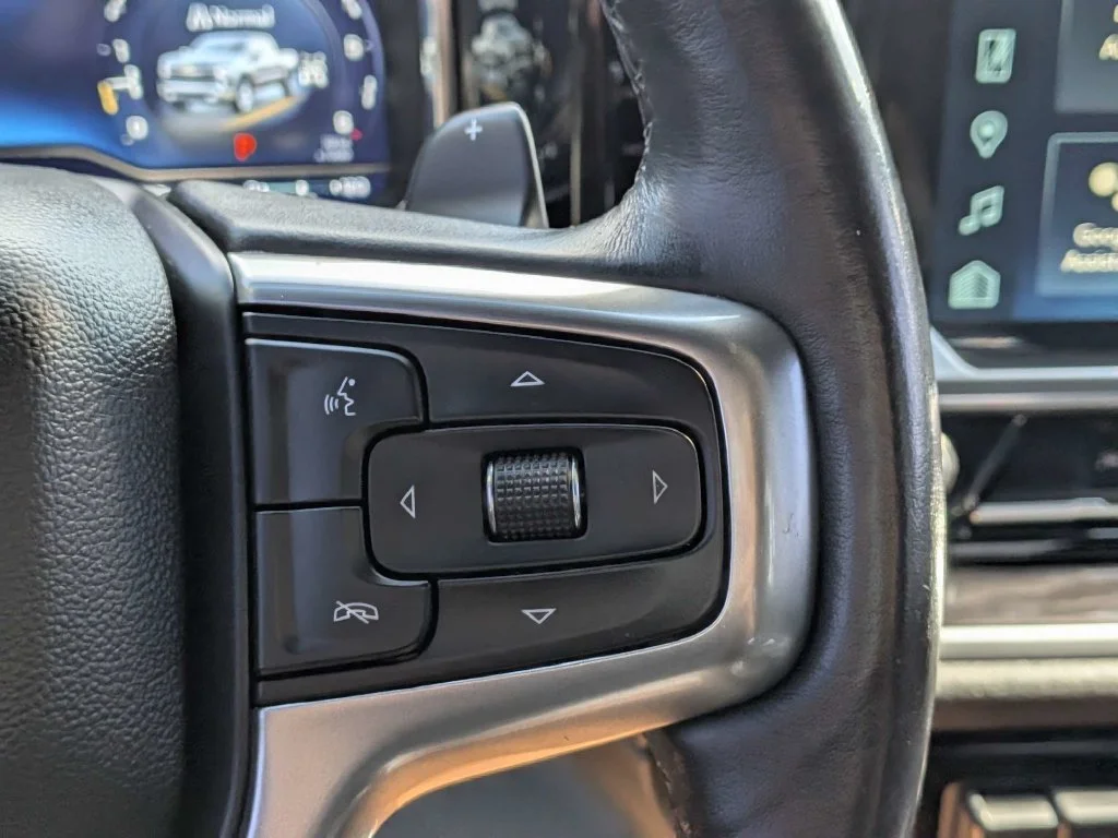 Used 2022 Gray Chevrolet LTZ image 22