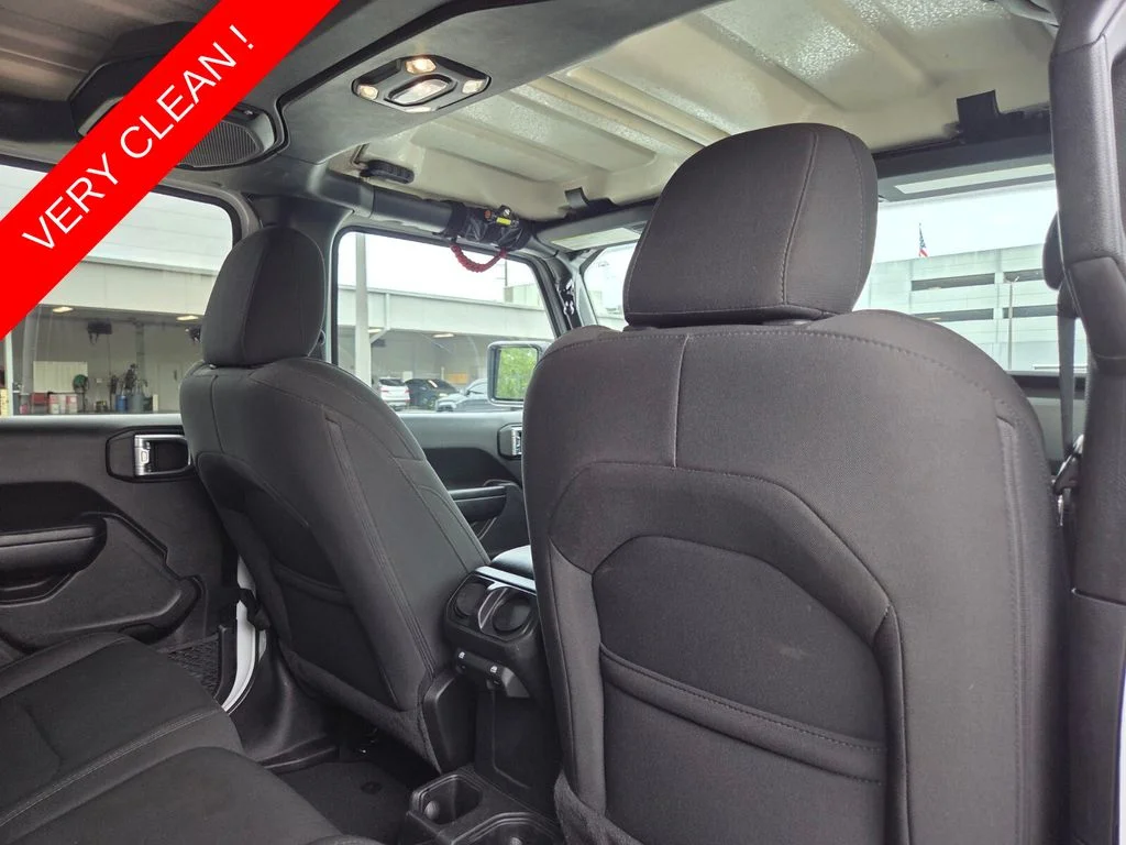 Used 2022 White Jeep Sport image 16