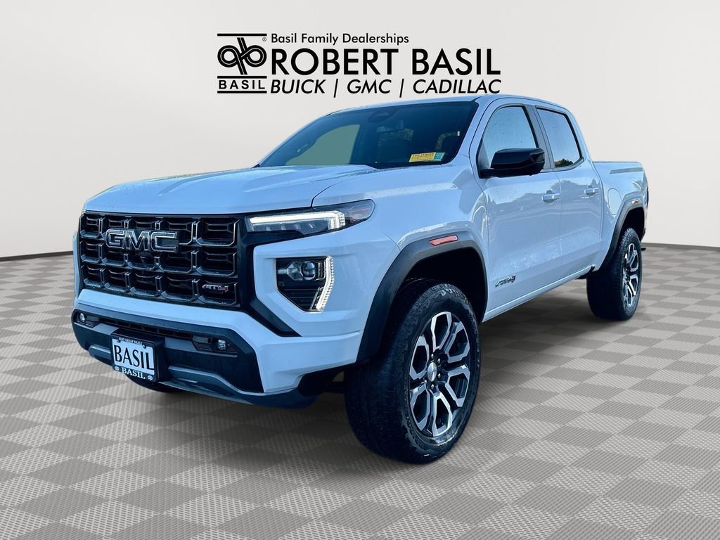 2023 GMC Canyon 4WD AT4 Crew Cab Short Box's photo