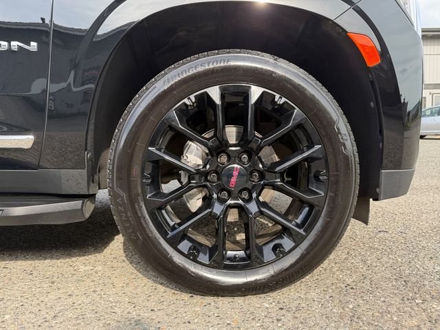 Used 2023 Onyx Black GMC SLT image 25