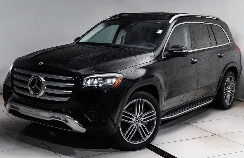 2026 Mercedes-Benz GLS GLS 450 4MATIC's photo