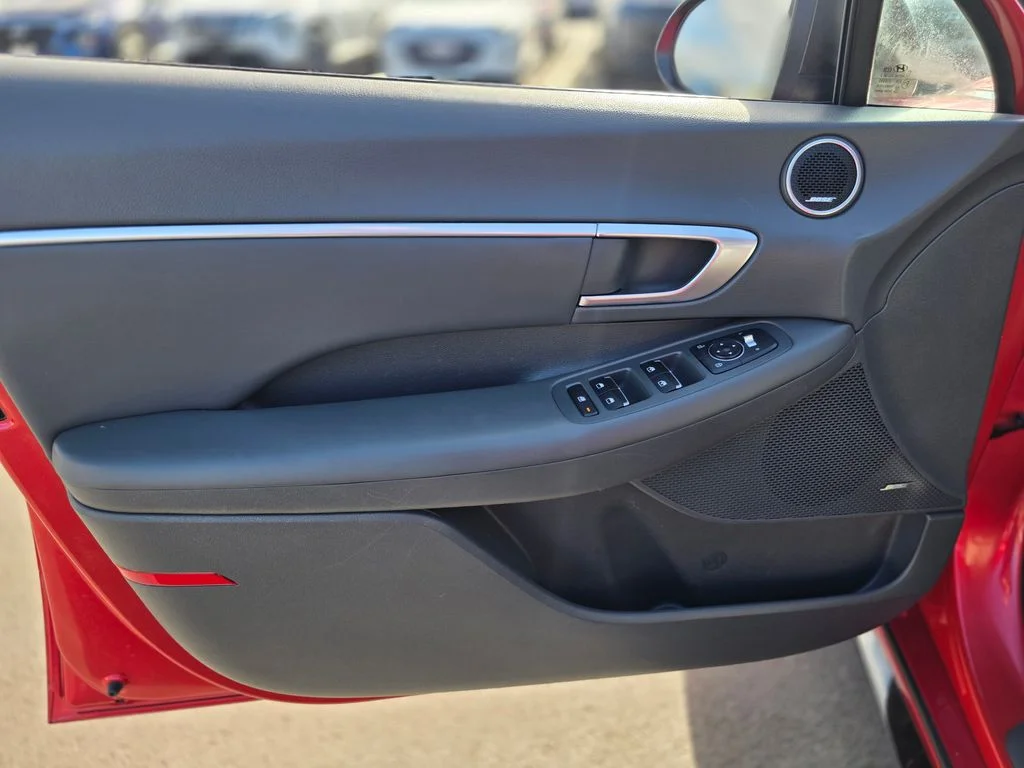 Used 2020 Red Hyundai SEL image 19