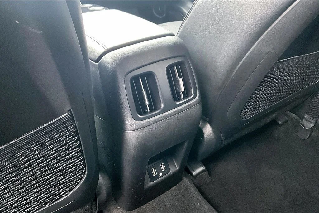 Certified Used 2022 Gray Hyundai Limited image 10