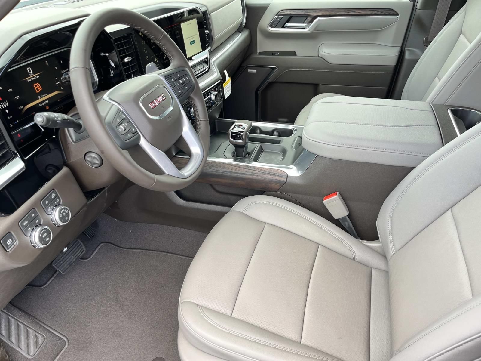 New 2026 Glacier White Tricoat GMC SLT image 20
