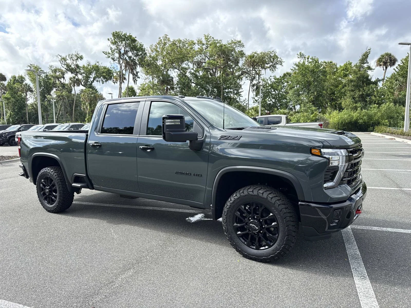 2026 Chevrolet Silverado HD LT 4WD Crew Cab Standard Box's photo