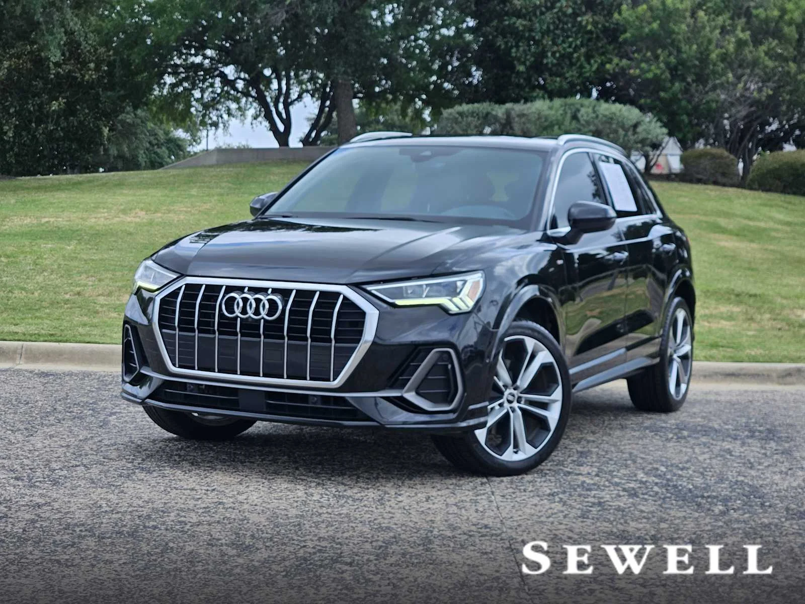 2021 Audi Q3 S line Premium Plus