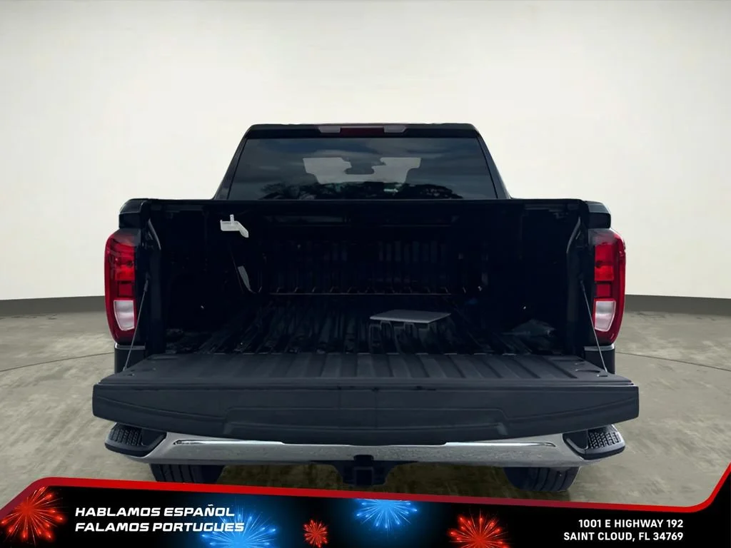 New 2026 Onyx Black GMC SLE image 5
