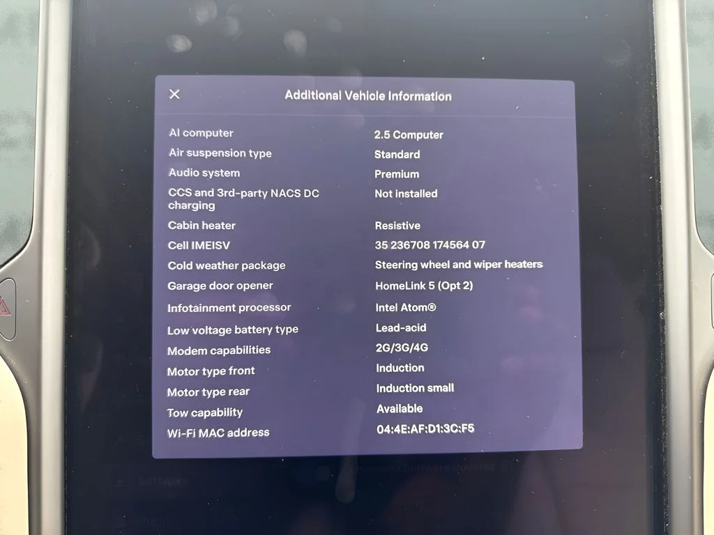 Used 2019  Tesla 100D image 25
