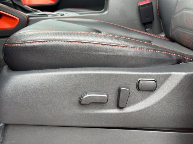 Used 2025 Orange Nissan PRO-4X image 15