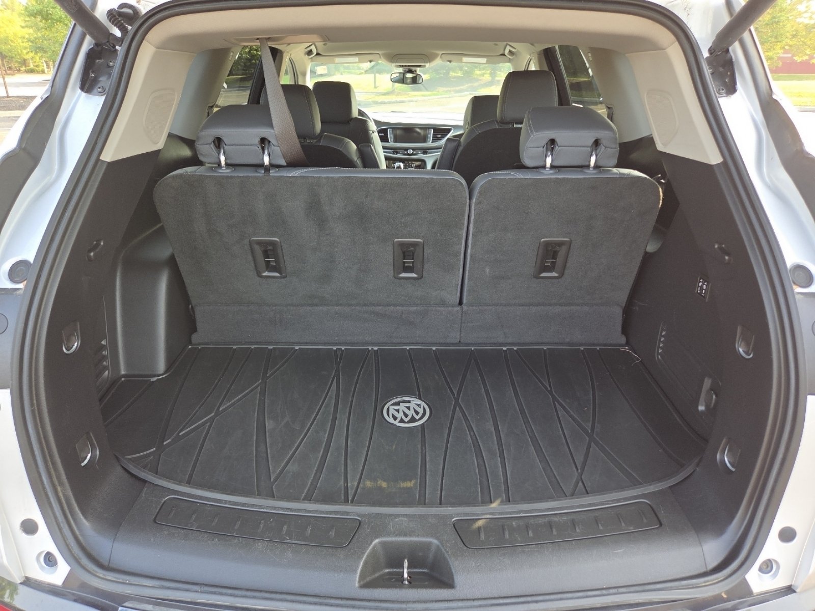 Used 2020 Quicksilver Metallic Buick Premium Group image 28