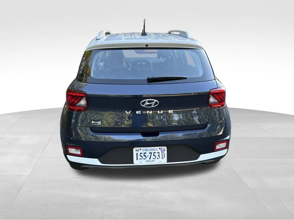 Used 2026 White Hyundai SEL image 4