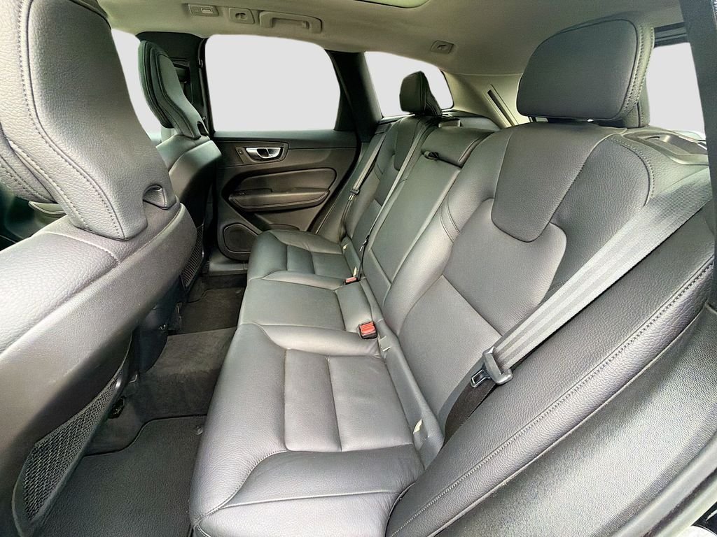 2023 Volvo XC60 Plus - Photo 25