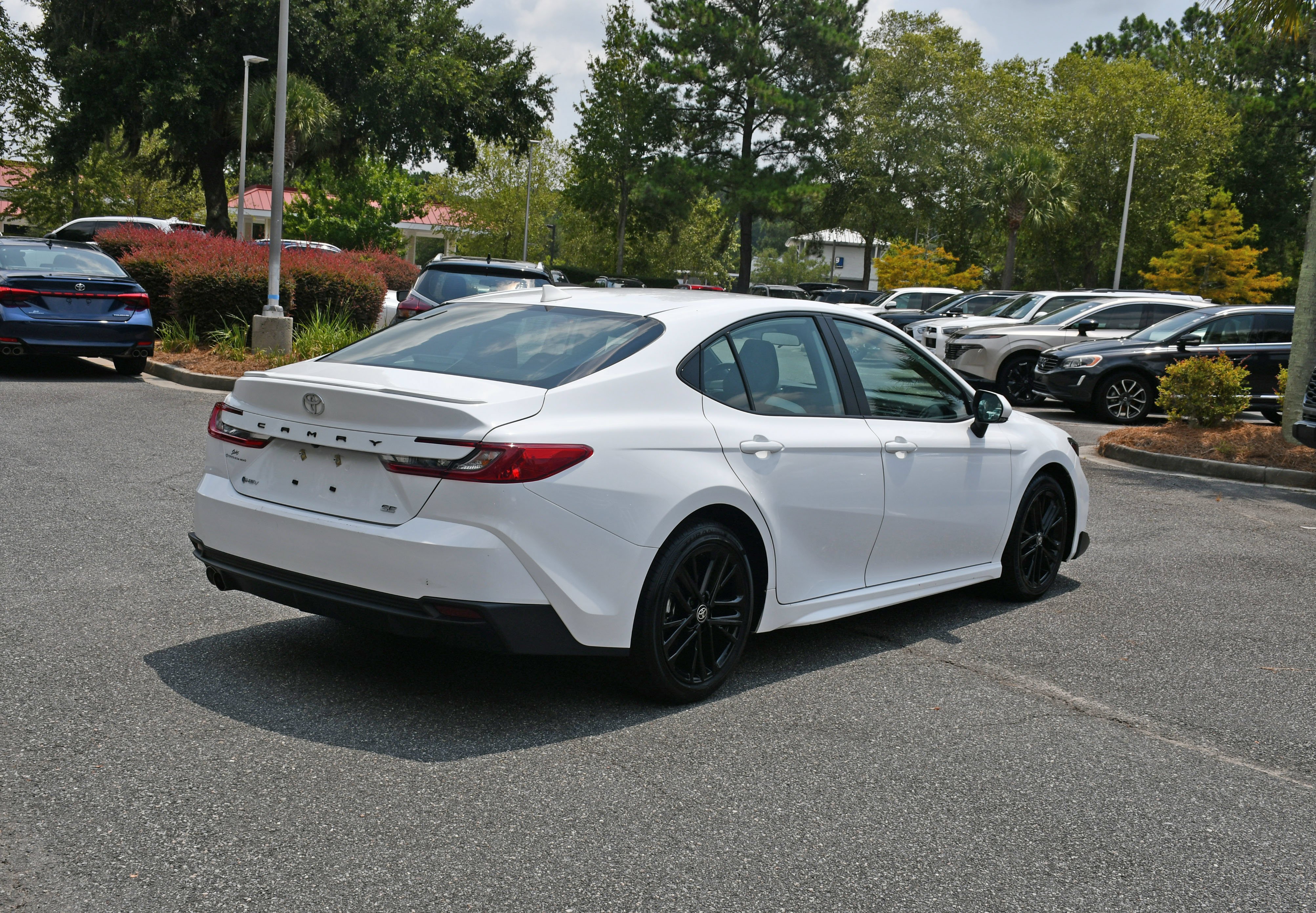 Used 2025 White Toyota SE image 3