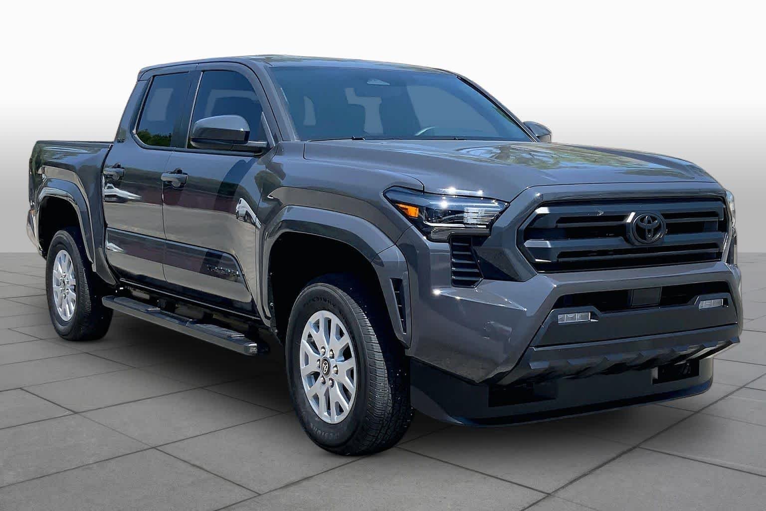 Used 2025 Underground Toyota SR5 image 2