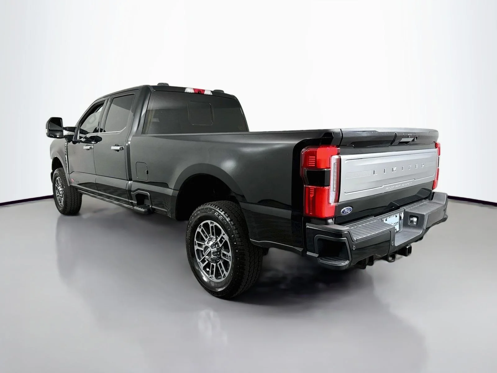 Used 2023 Black Ford Limited image 6