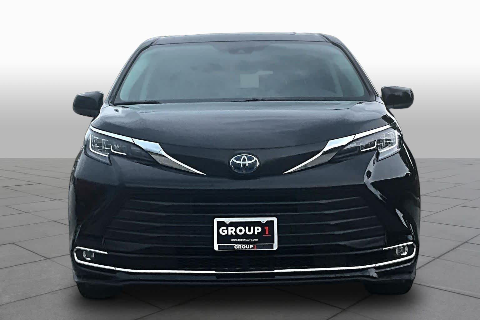 Used 2023 Midnight Black Metallic Toyota XLE image 4