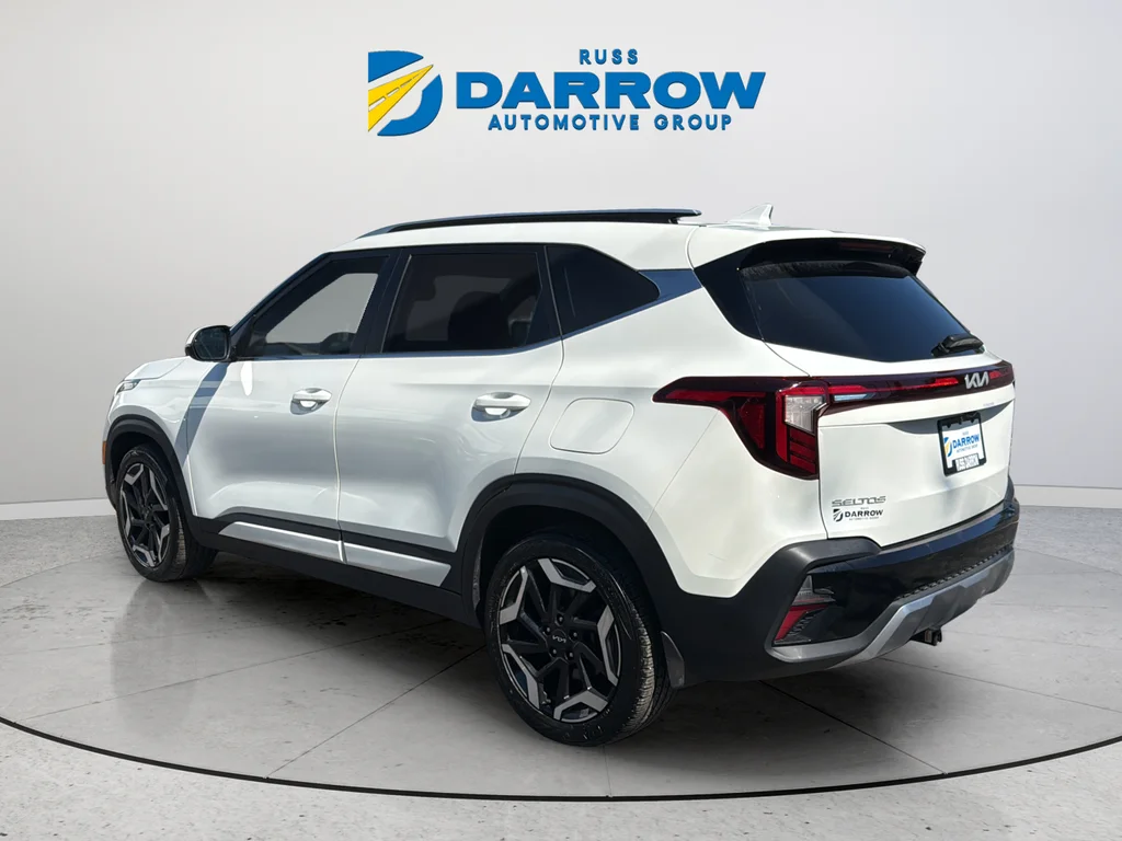 Certified Used 2024 White Kia SX image 3