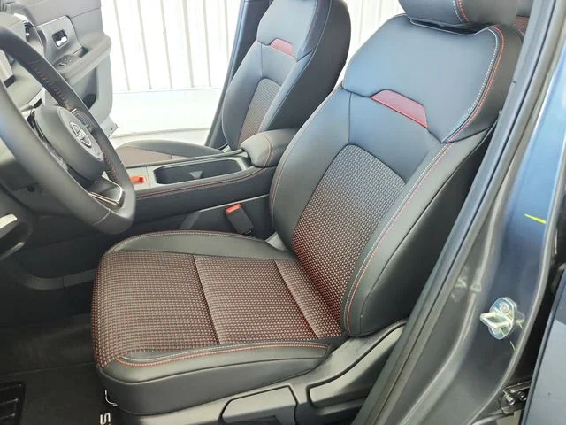 2026 Nissan KICKS SR - Photo 19