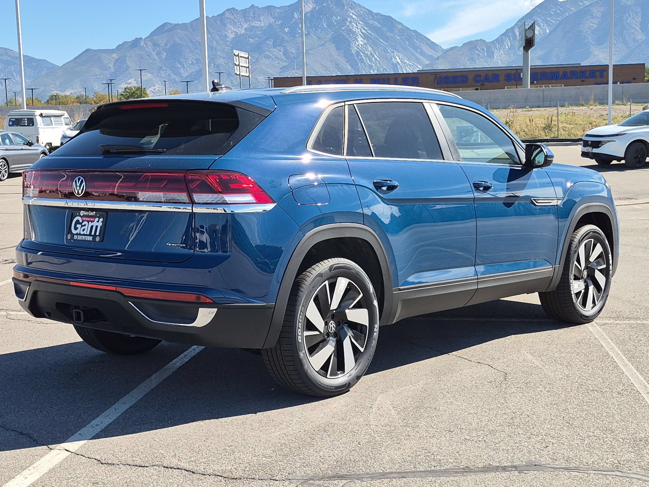 New 2026 Mountain Lake Blue Metallic Volkswagen 2.0T SE w/Technology image 3
