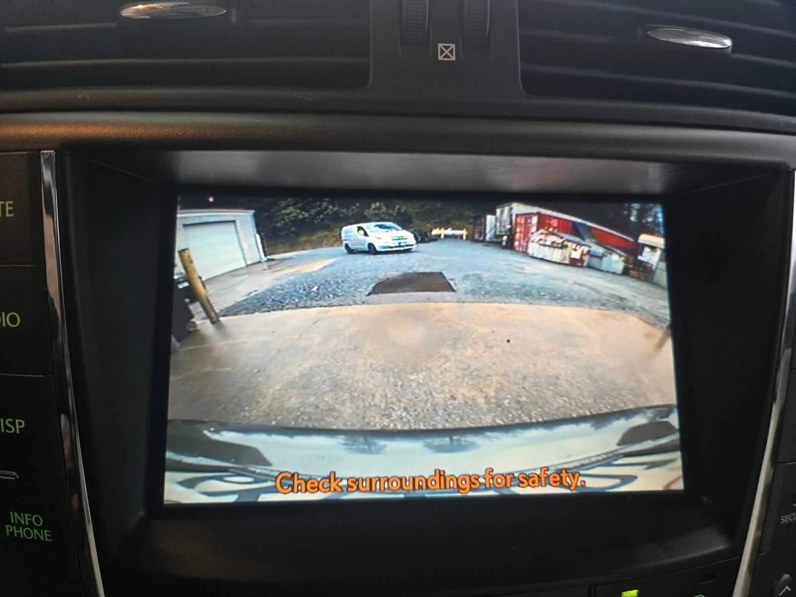 Used 2010  Lexus  image 12