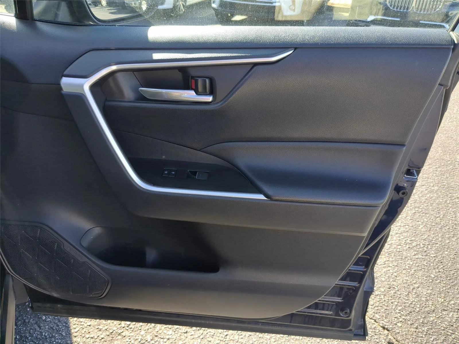 Used 2025 Blueprint Toyota Hybrid XLE image 36