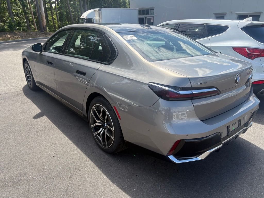 Used 2026 Oxide Grey Met BMW 740i xDrive image 3