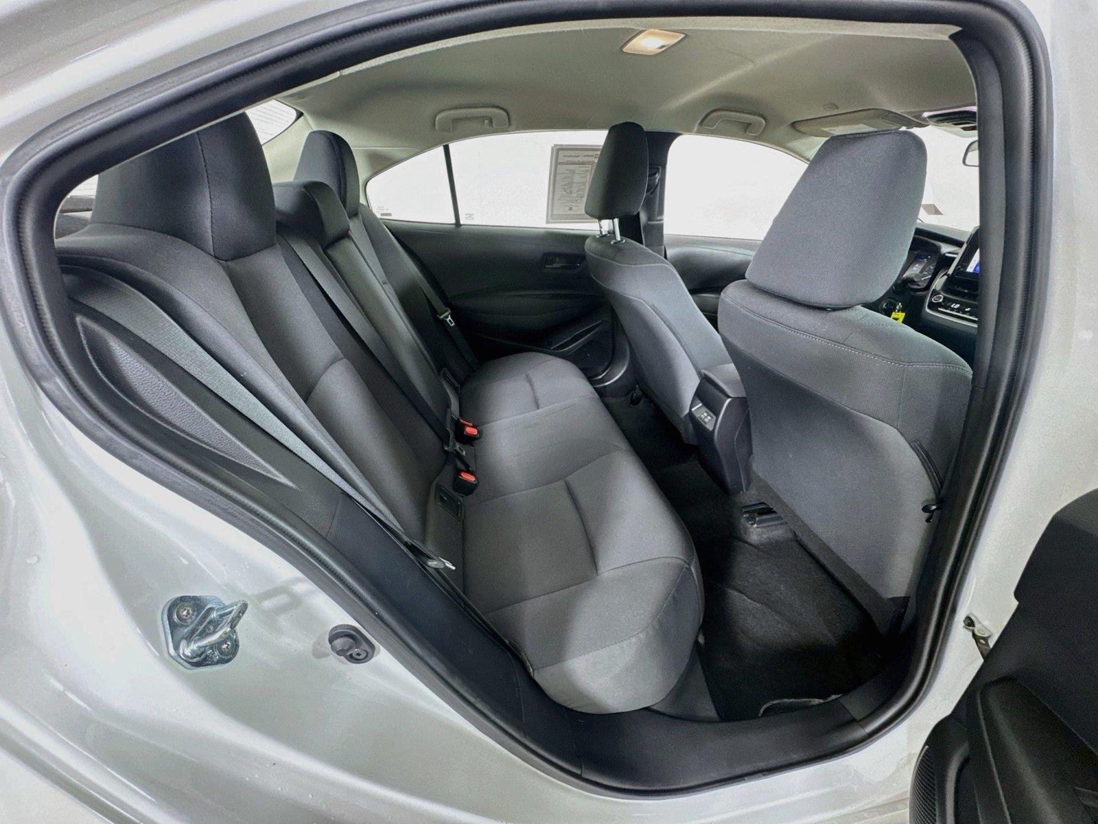 Used 2025 Wind Chill Pearl Toyota LE image 25