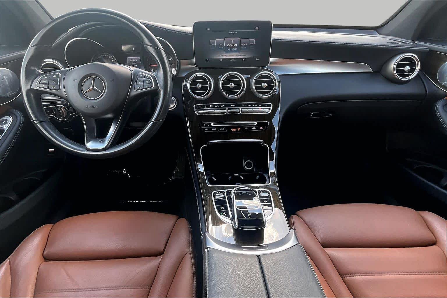 Used 2019 Polar White Mercedes-Benz GLC 300 image 14