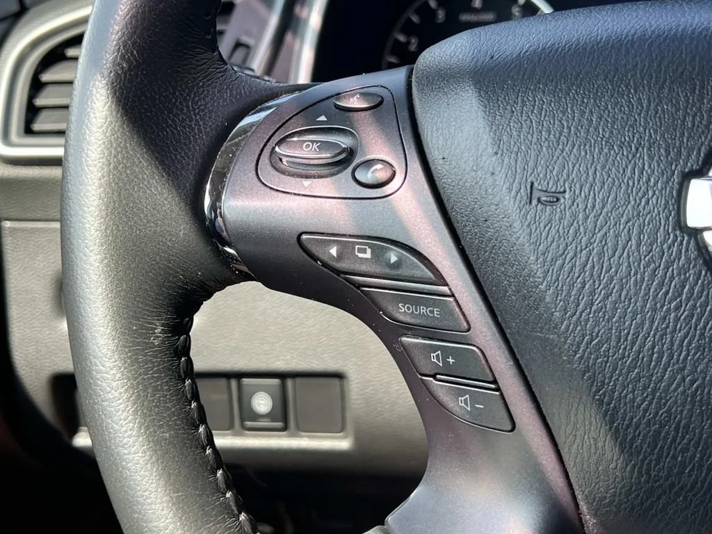 Used 2022 Blue Nissan SV Intelligent AWD image 24